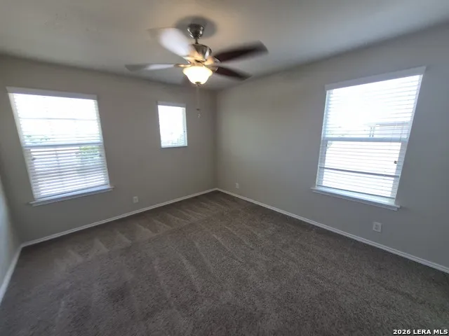 10213 Metz Valley Schertz, TX 78154