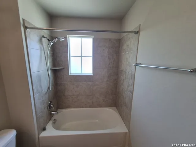 10213 Metz Valley Schertz, TX 78154