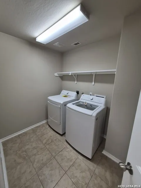 10213 Metz Valley Schertz, TX 78154