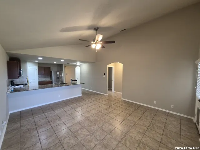 10213 Metz Valley Schertz, TX 78154
