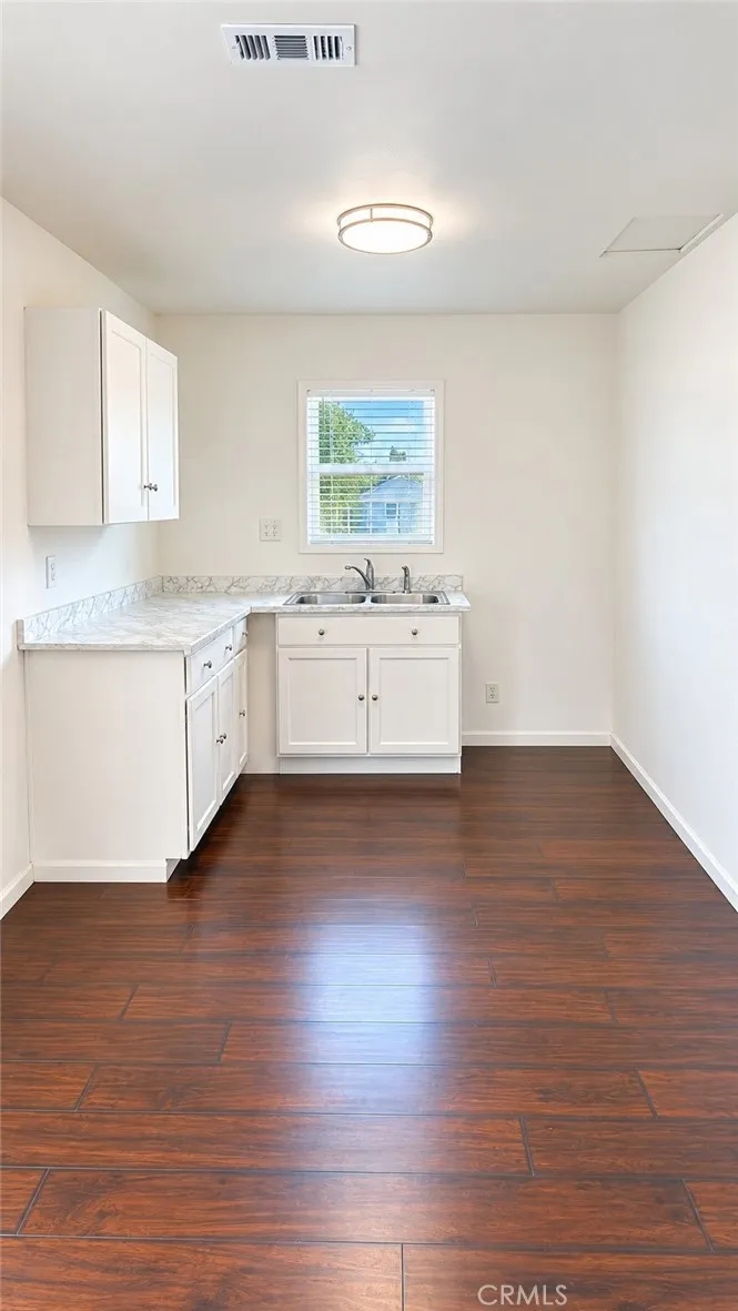 30368 Orange Shafter, CA 93263