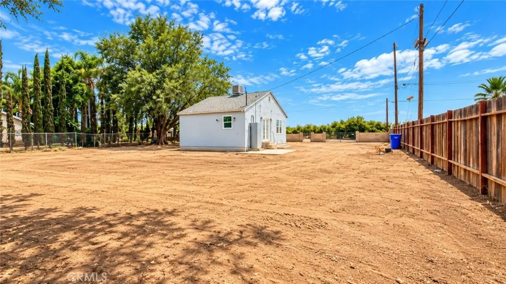 30368 Orange Shafter, CA 93263