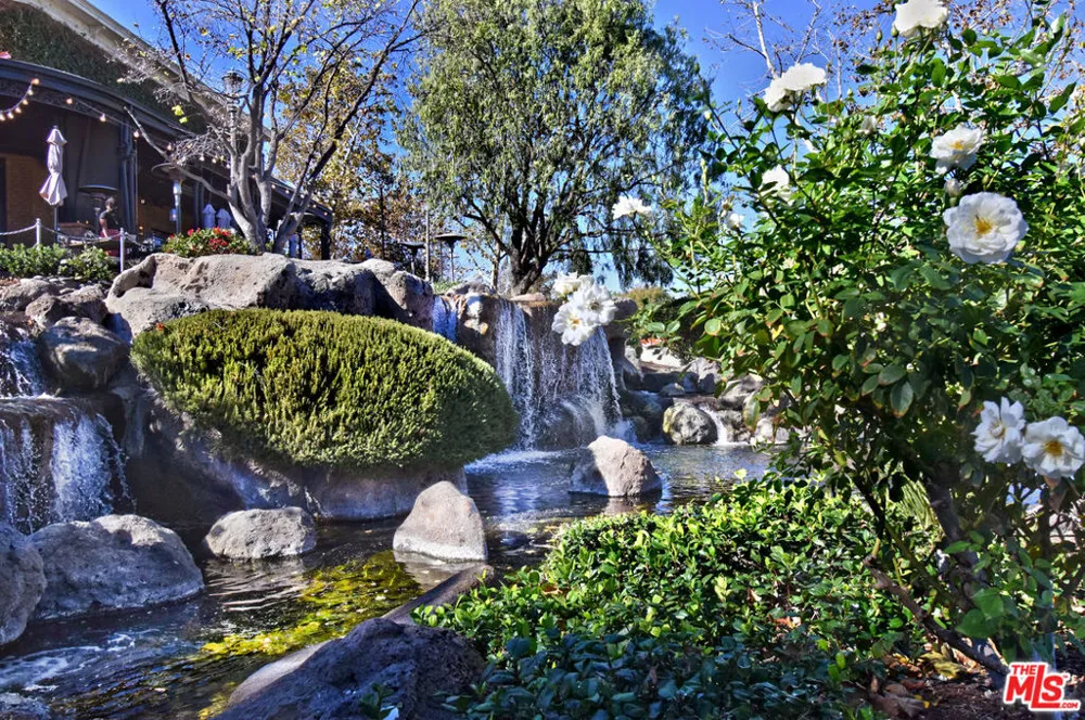 4706 Park Granada #185 Calabasas, CA 91302