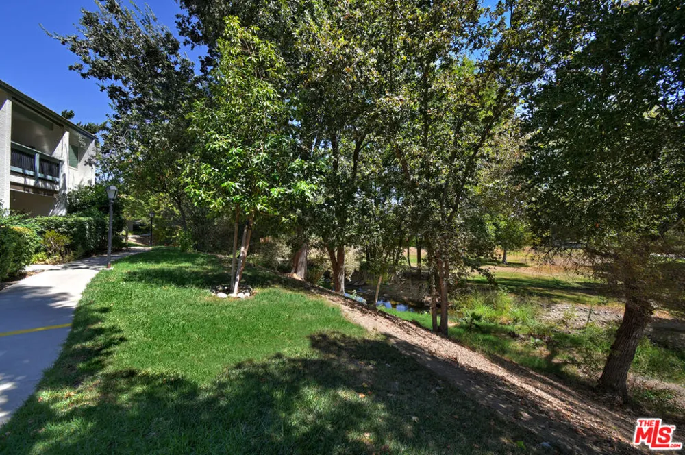 4706 Park Granada #185 Calabasas, CA 91302