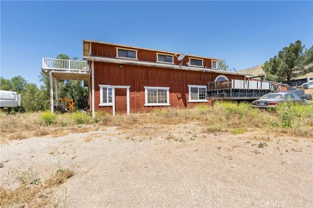 6201 Shannon Valley Road Acton, CA 93510