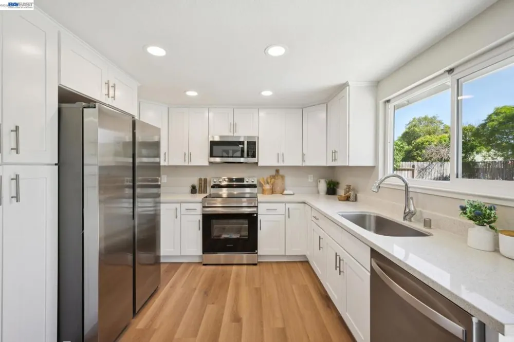 1665 Honeysuckle Rd Livermore, CA 94551