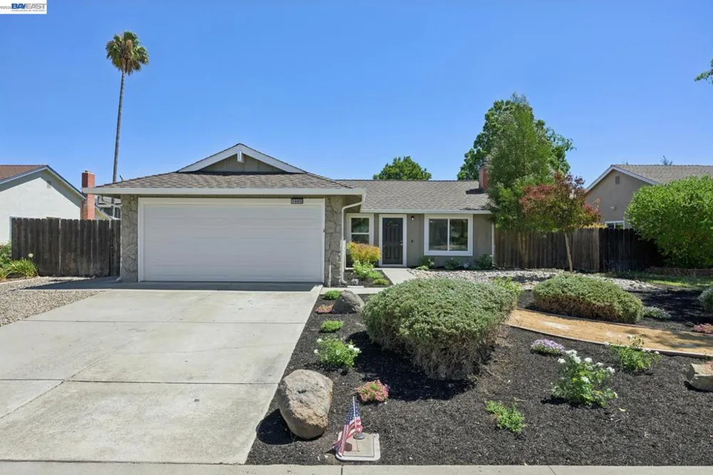 1665 Honeysuckle Rd Livermore, CA 94551