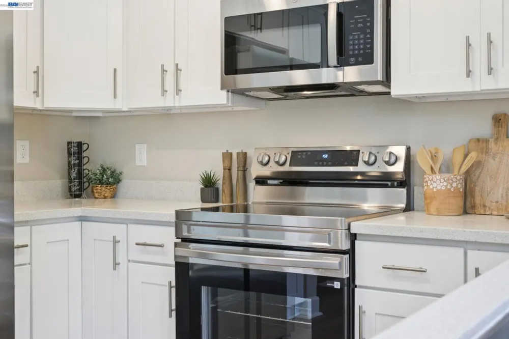 1665 Honeysuckle Rd Livermore, CA 94551