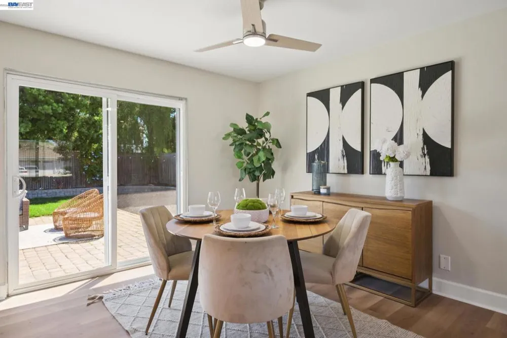 1665 Honeysuckle Rd Livermore, CA 94551
