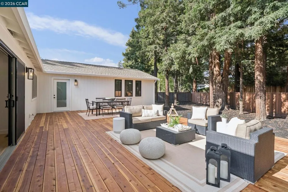 1760 Saint Helena Dr Danville, CA 94526