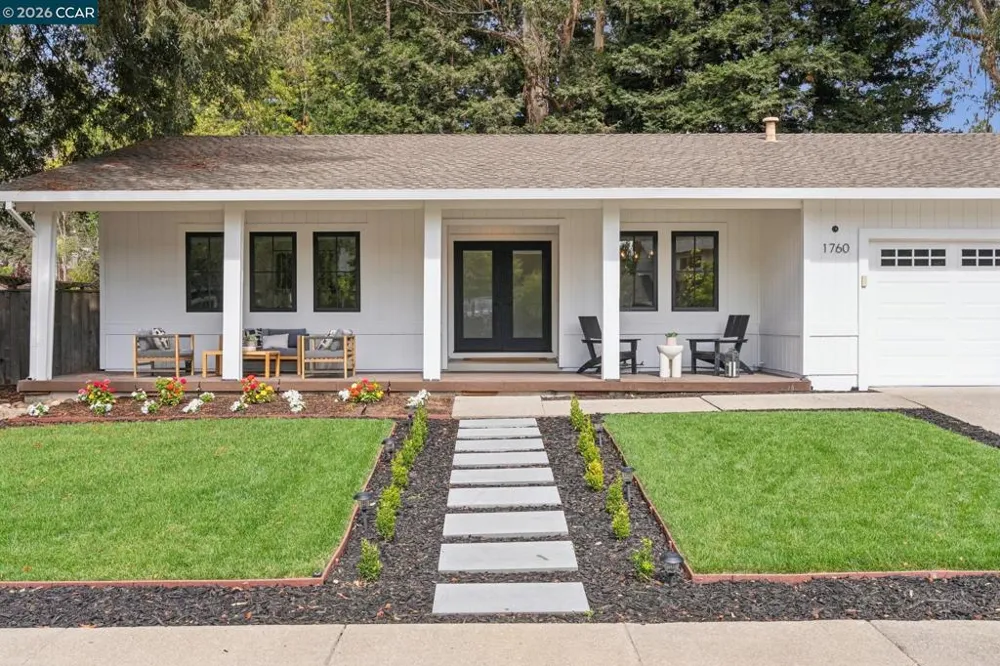 1760 Saint Helena Dr Danville, CA 94526