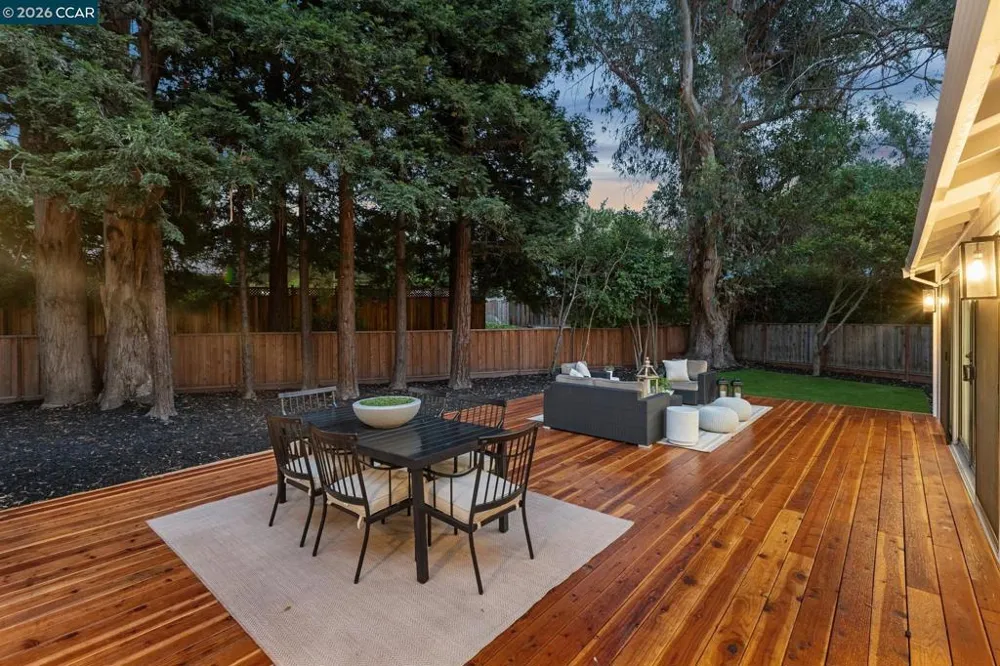 1760 Saint Helena Dr Danville, CA 94526