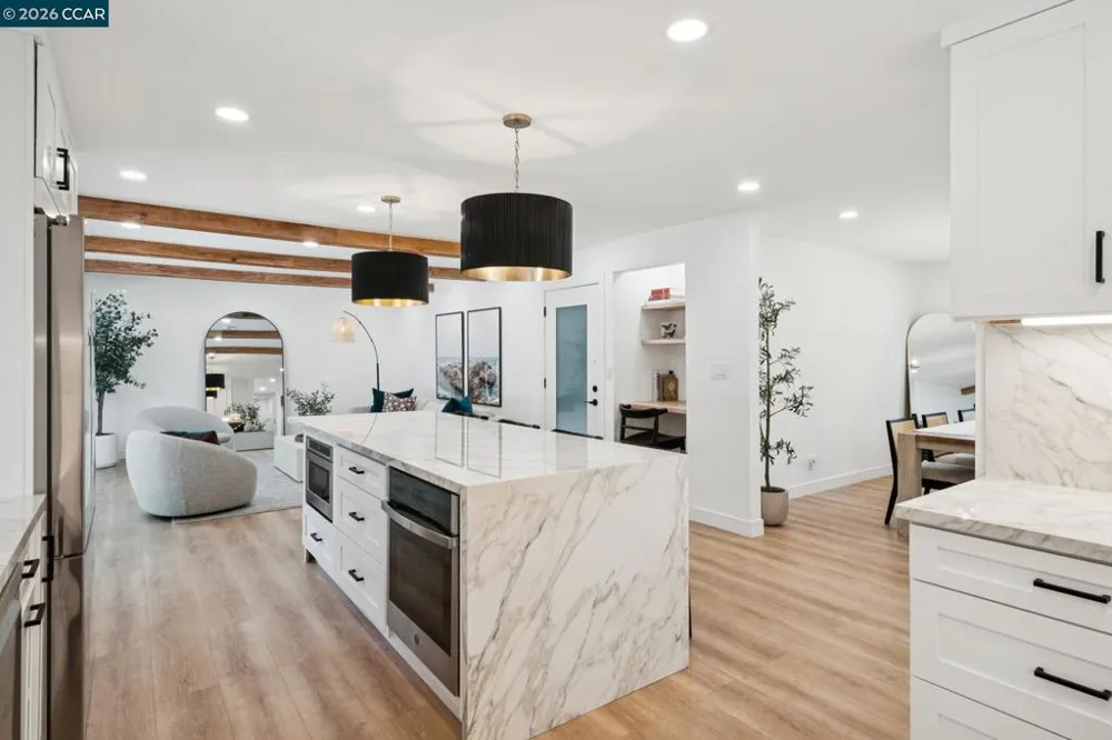 1760 Saint Helena Dr Danville, CA 94526