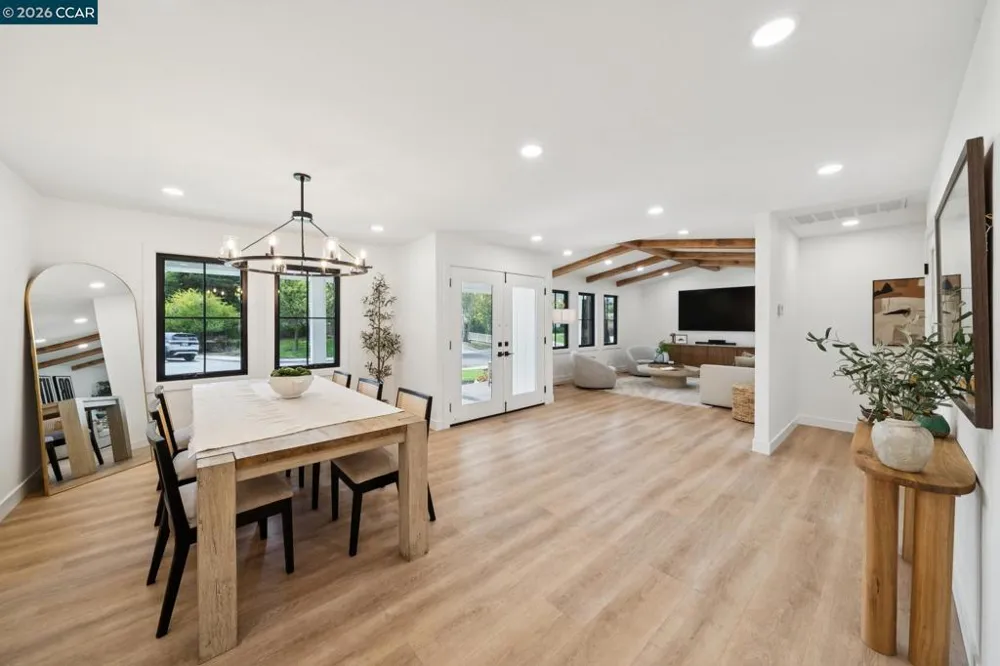1760 Saint Helena Dr Danville, CA 94526