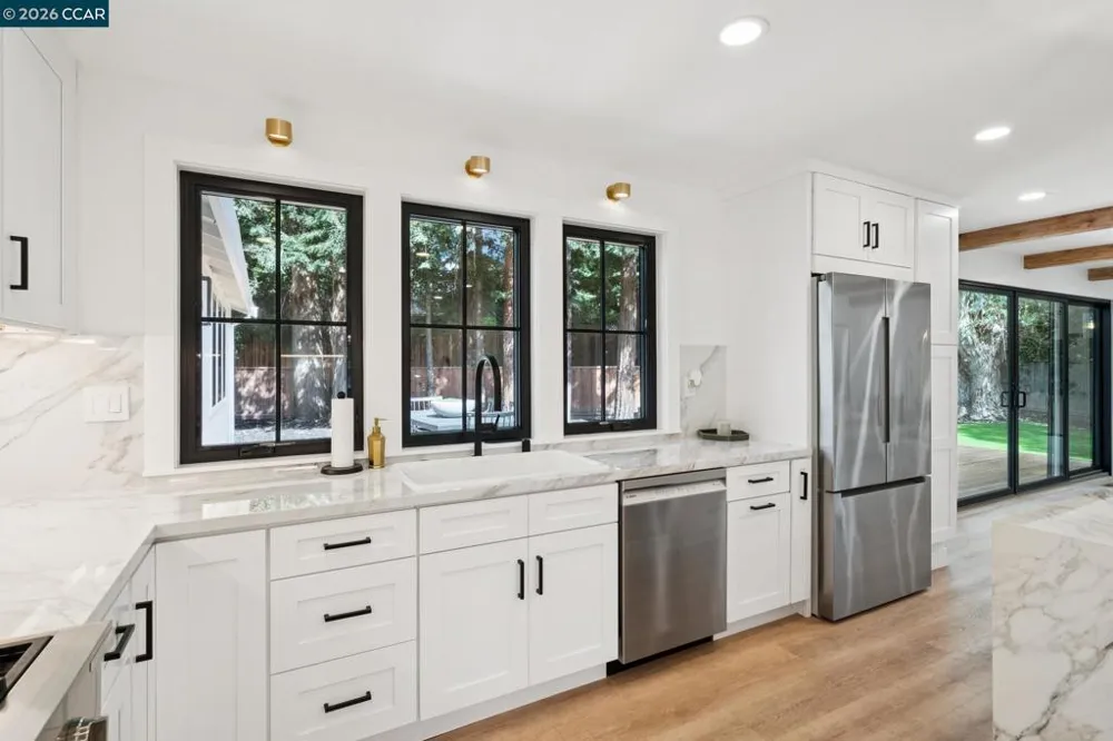 1760 Saint Helena Dr Danville, CA 94526