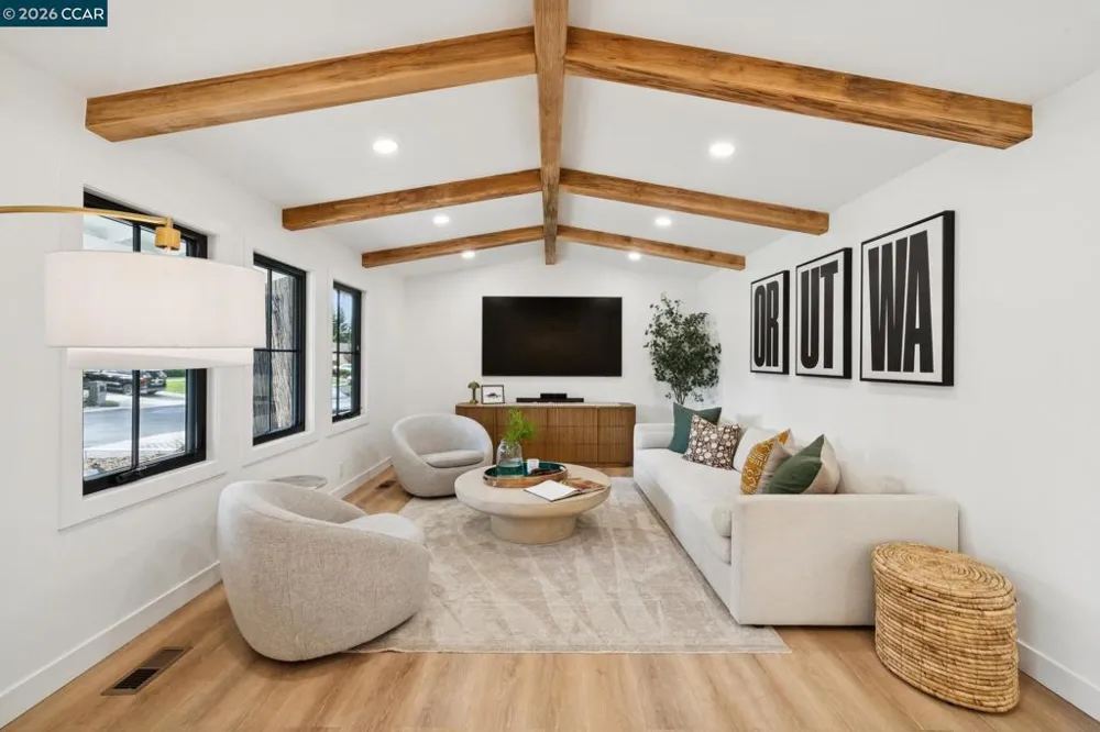 1760 Saint Helena Dr Danville, CA 94526