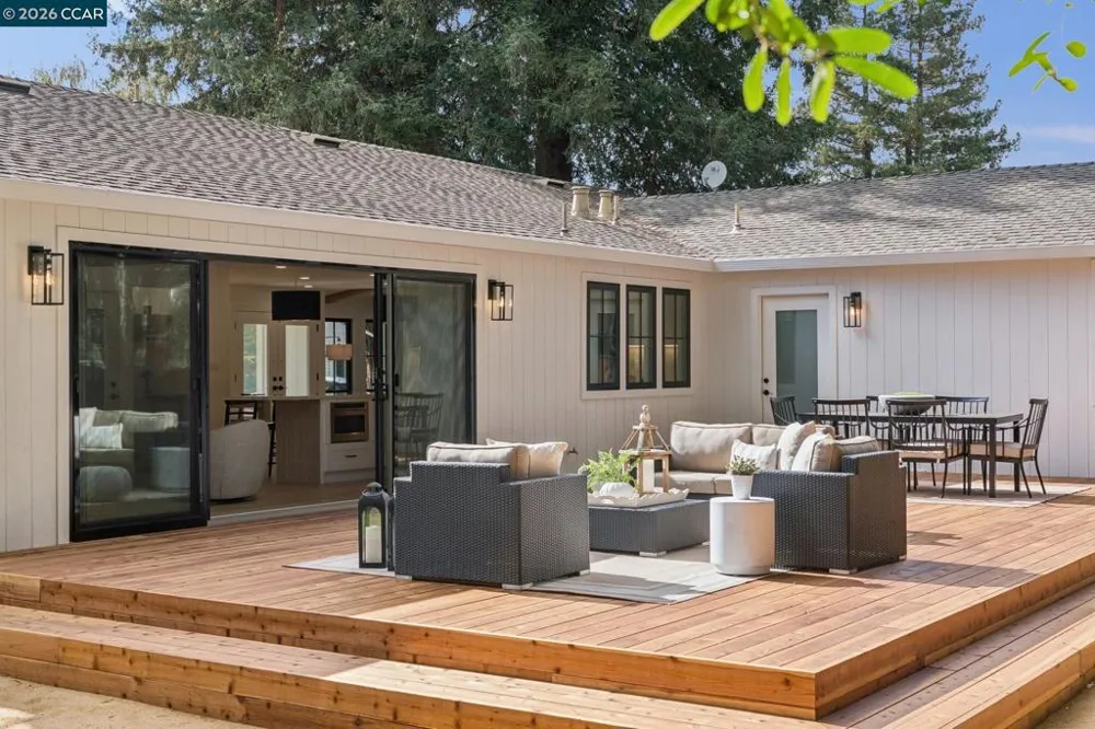 1760 Saint Helena Dr Danville, CA 94526