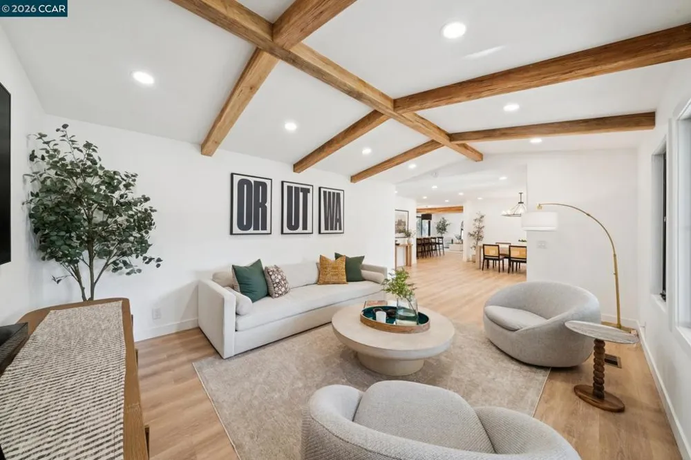 1760 Saint Helena Dr Danville, CA 94526