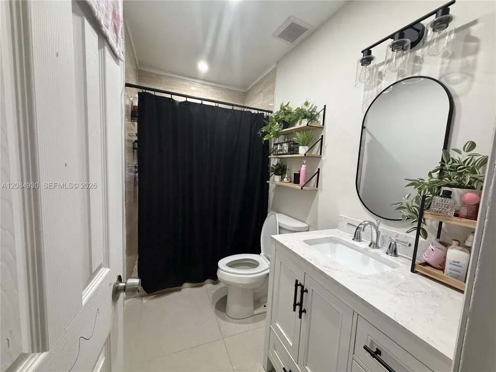 4435 NW 185th St Miami Gardens, FL 33055