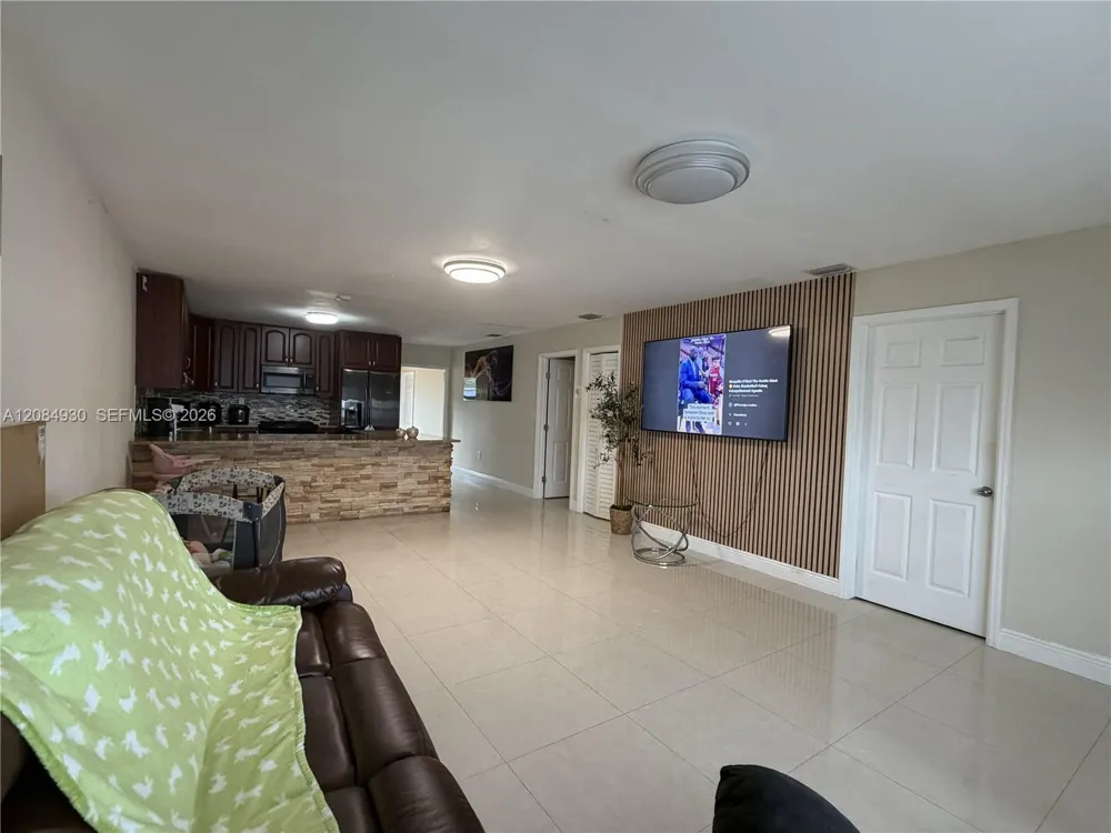 4435 NW 185th St Miami Gardens, FL 33055