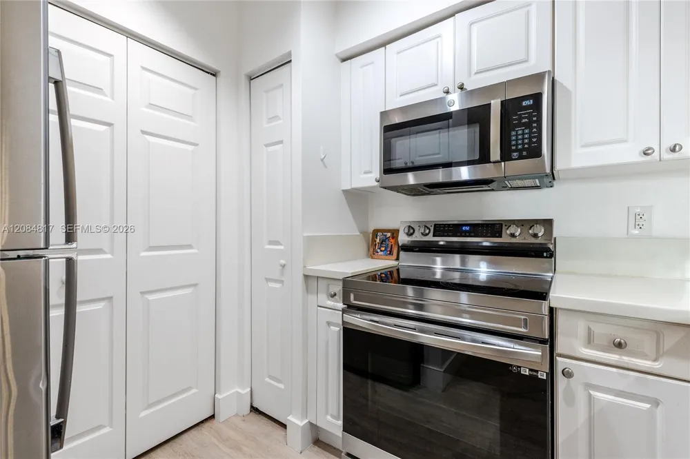 17100 Bay Rd #1414 Sunny Isles Beach, FL 33160