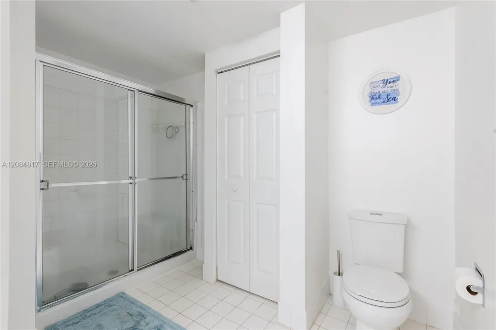 17100 Bay Rd #1414 Sunny Isles Beach, FL 33160