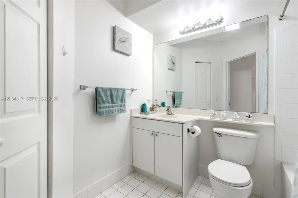 17100 Bay Rd #1414 Sunny Isles Beach, FL 33160