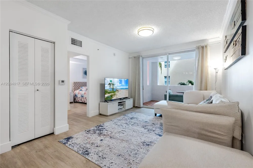 17100 Bay Rd #1414 Sunny Isles Beach, FL 33160
