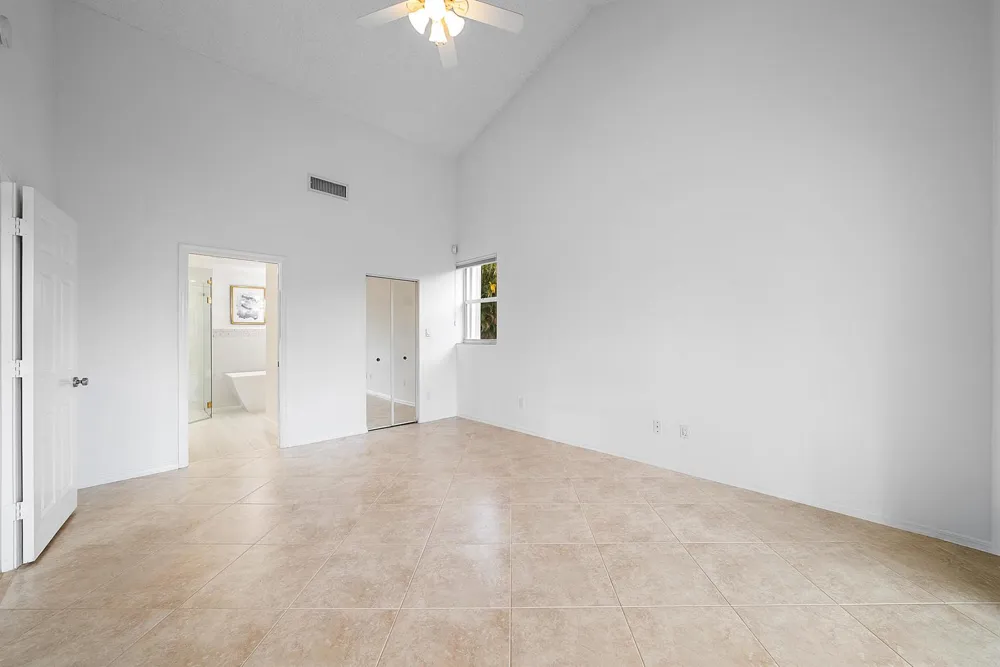 225 Lakeshore Drive Hypoluxo, FL 33462