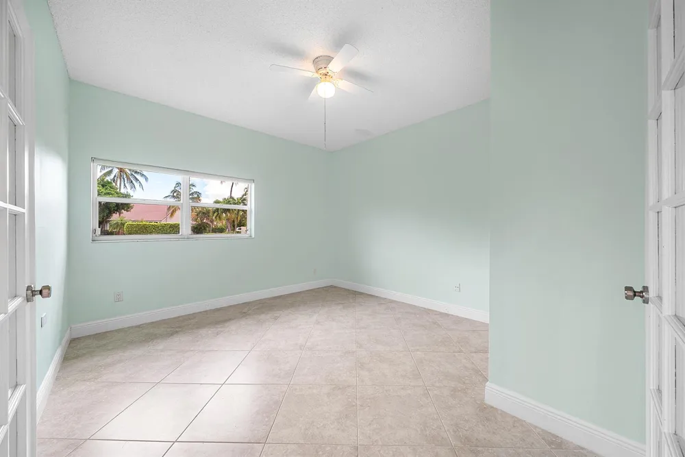 225 Lakeshore Drive Hypoluxo, FL 33462