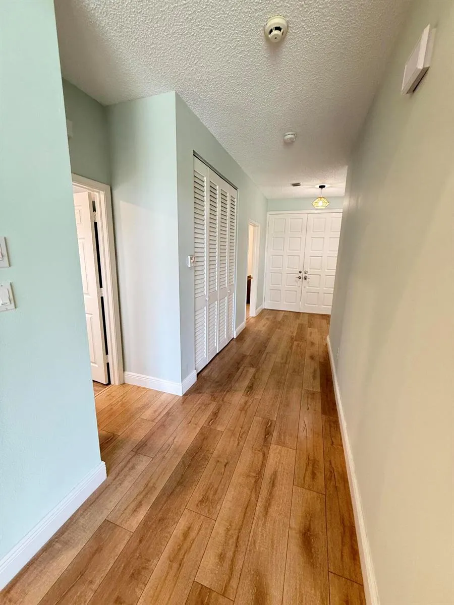 225 Lakeshore Drive Hypoluxo, FL 33462
