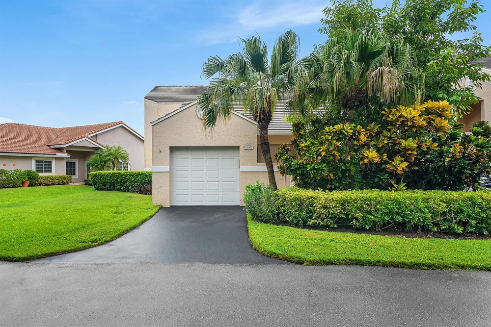 225 Lakeshore Drive Hypoluxo, FL 33462