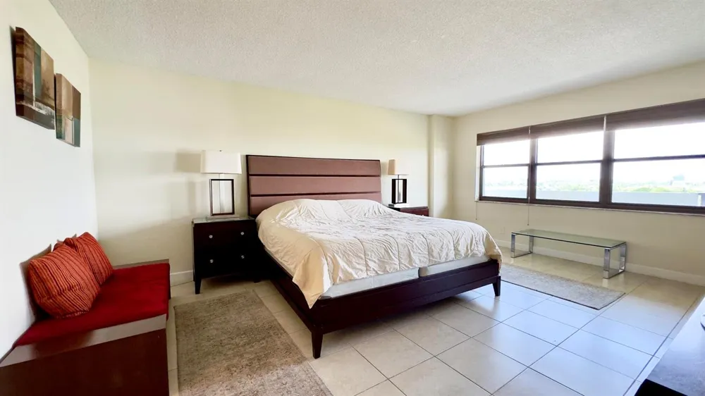 5100 OCEAN BOULEVARD #1012 Lauderdale By The Sea, FL 33308