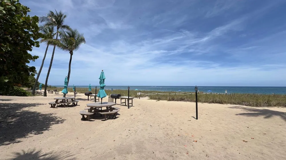 5100 OCEAN BOULEVARD #1012 Lauderdale By The Sea, FL 33308