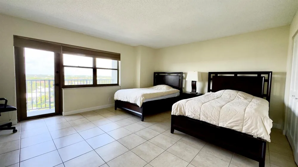 5100 OCEAN BOULEVARD #1012 Lauderdale By The Sea, FL 33308
