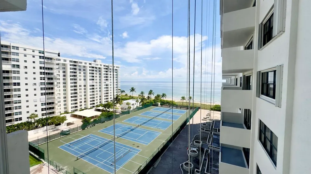 5100 OCEAN BOULEVARD #1012 Lauderdale By The Sea, FL 33308