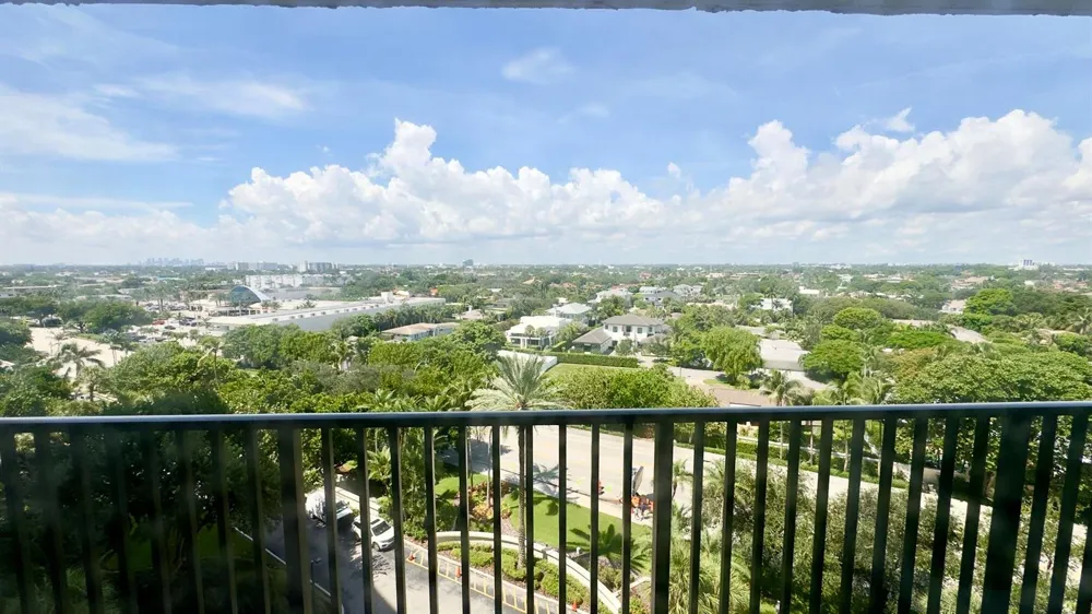 5100 OCEAN BOULEVARD #1012 Lauderdale By The Sea, FL 33308