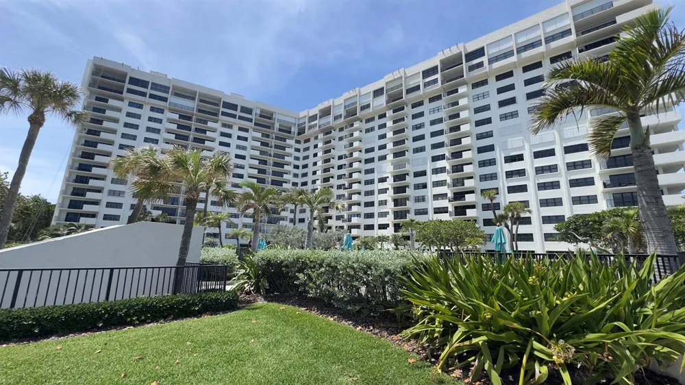 5100 OCEAN BOULEVARD #1012 Lauderdale By The Sea, FL 33308