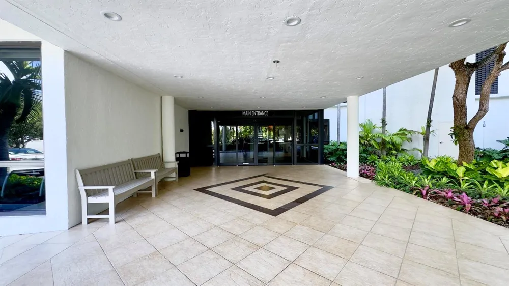 5100 OCEAN BOULEVARD #1012 Lauderdale By The Sea, FL 33308