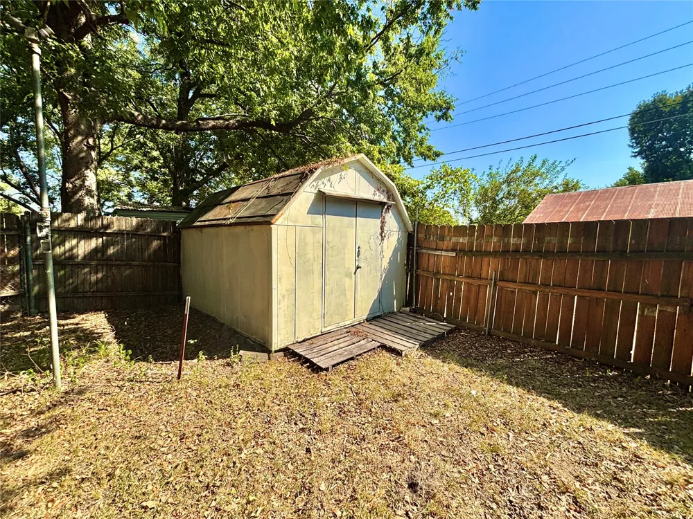 201 NE F Stigler, OK 74462