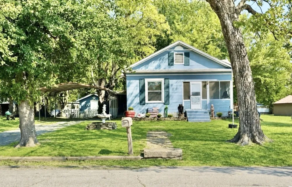 201 NE F Stigler, OK 74462