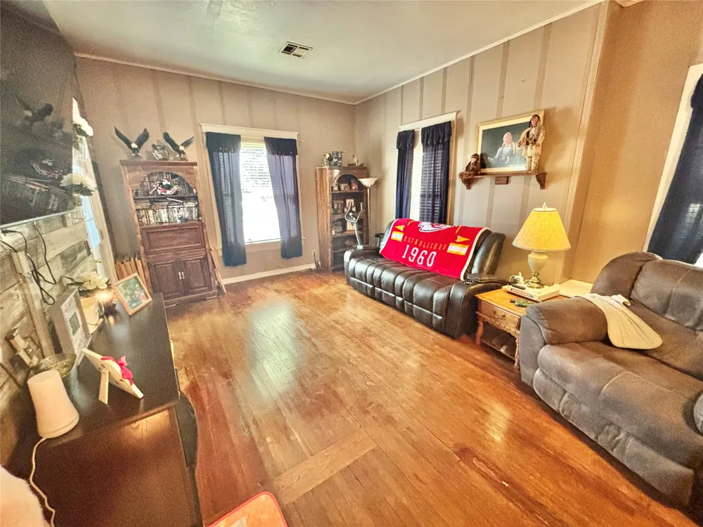 201 NE F Stigler, OK 74462