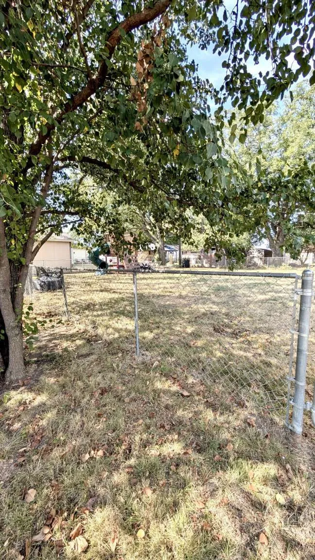 617 E Fort Worth Place Broken Arrow, OK 74012