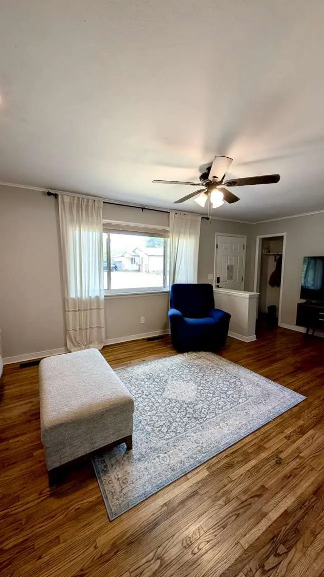 617 E Fort Worth Place Broken Arrow, OK 74012