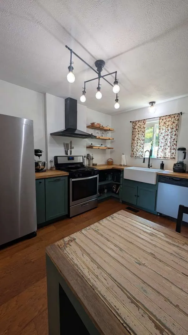617 E Fort Worth Place Broken Arrow, OK 74012