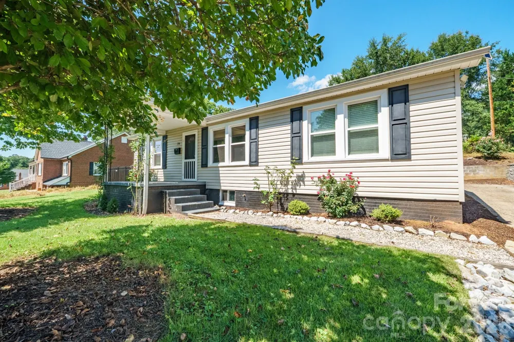 106 Cascade Street Morganton, NC 28655