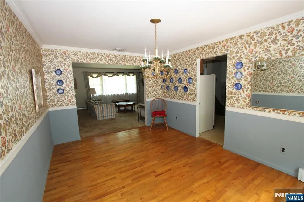 10 Bayberry Drive Montvale, NJ 07645