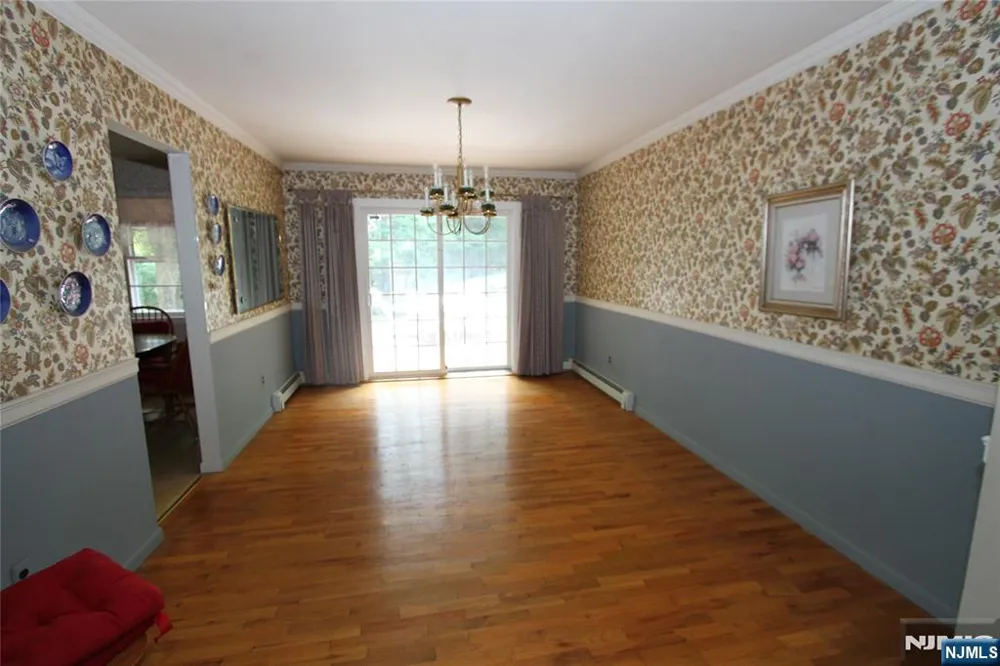 10 Bayberry Drive Montvale, NJ 07645