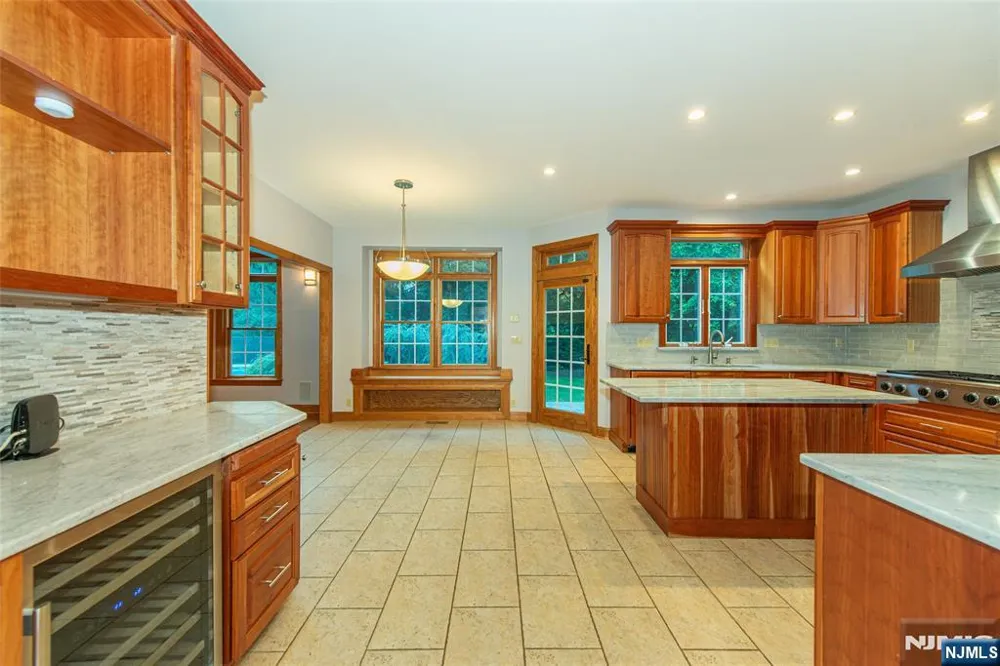 50A Gormley Lane Kinnelonugh, NJ 07405