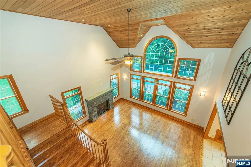 50A Gormley Lane Kinnelonugh, NJ 07405